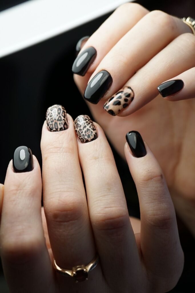 goth nails
