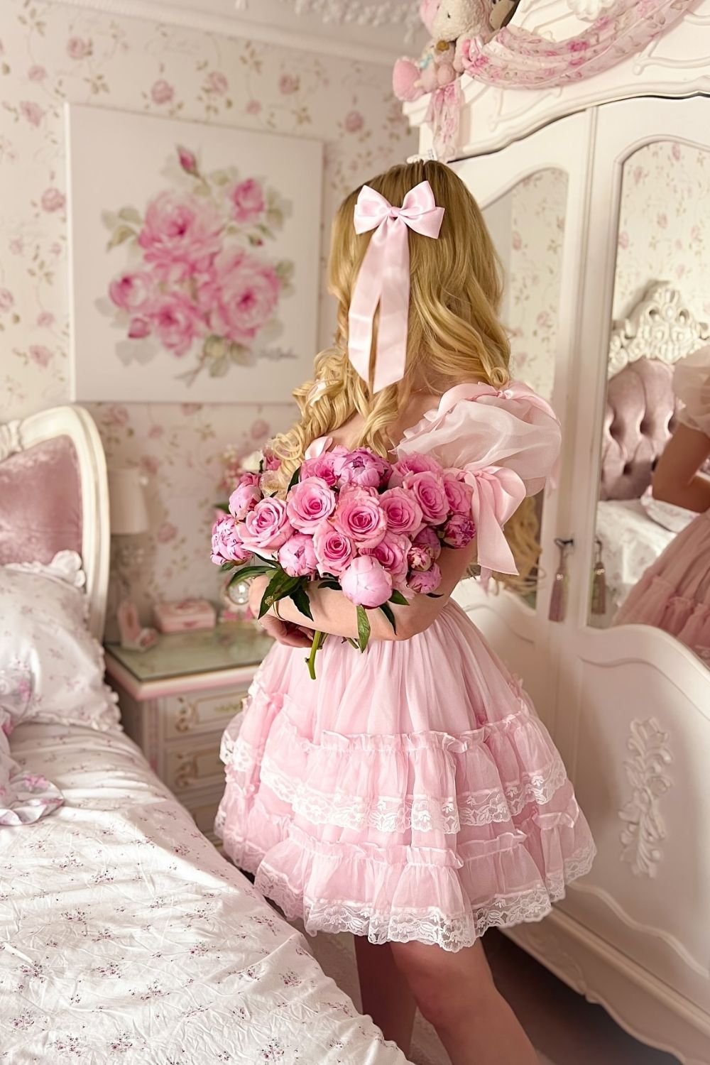 18 Cute Valentine’s Day Outfits for Dates and Galentine’s