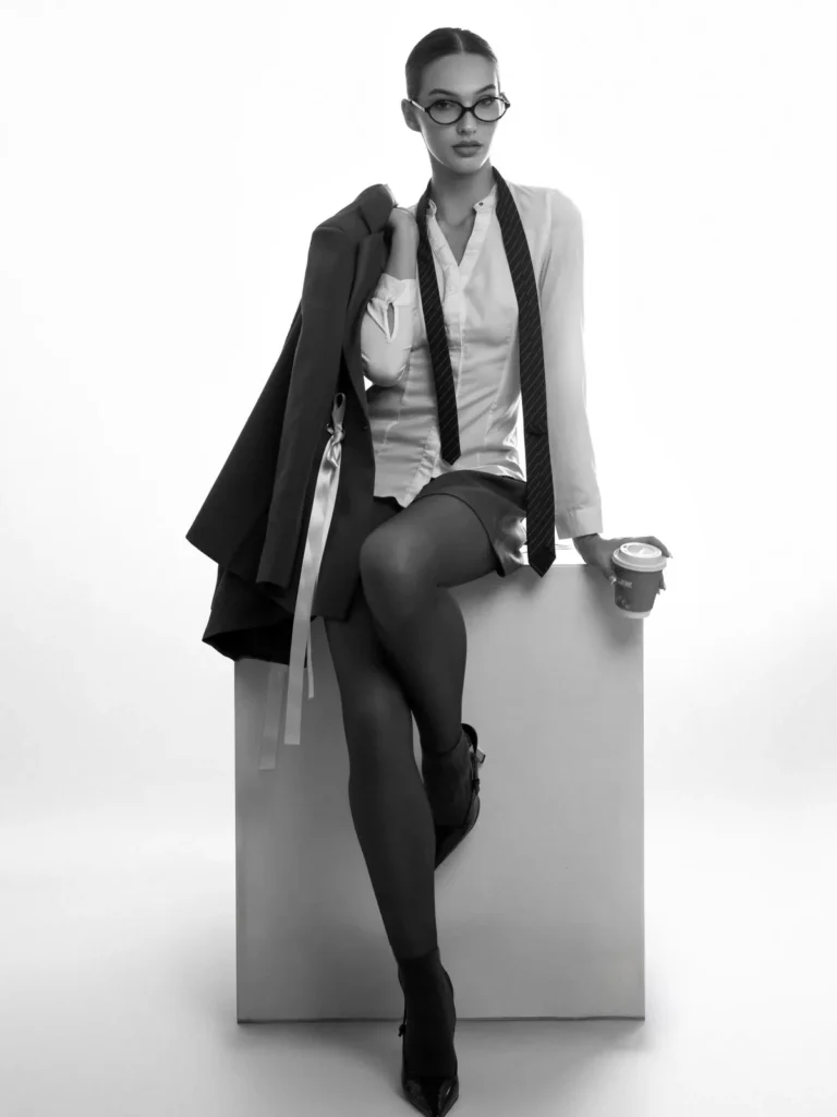 The Undone Tie Over a Fitted Shirt