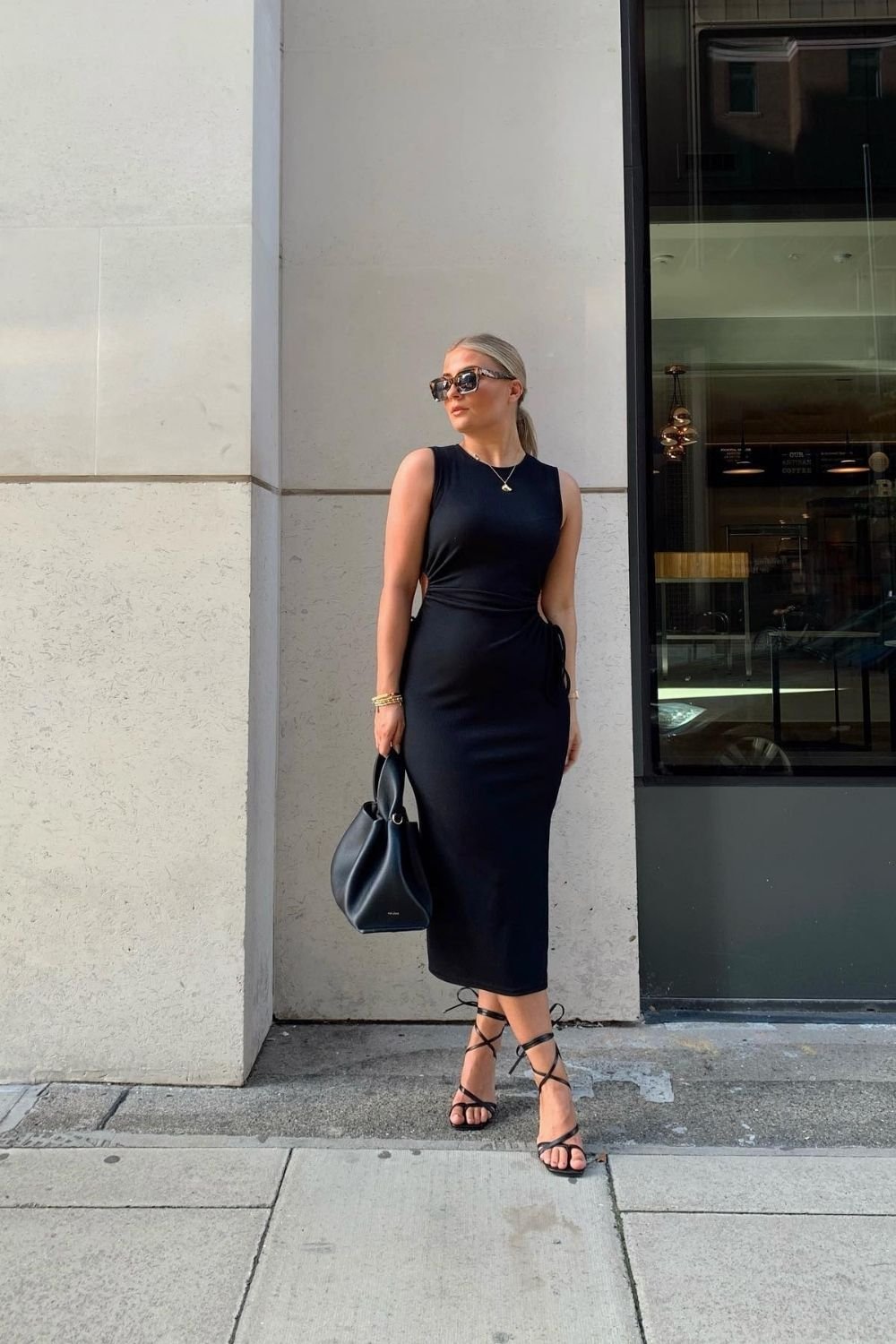 24 Black Dress Office Outfits You Can Wear All Week