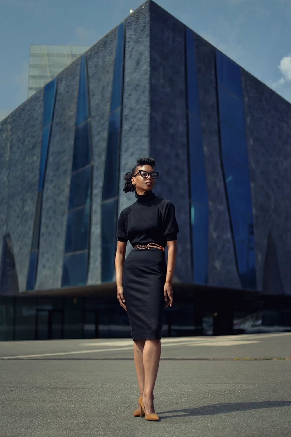 15 Black Skirt Office Outfit Ideas That Work All Week