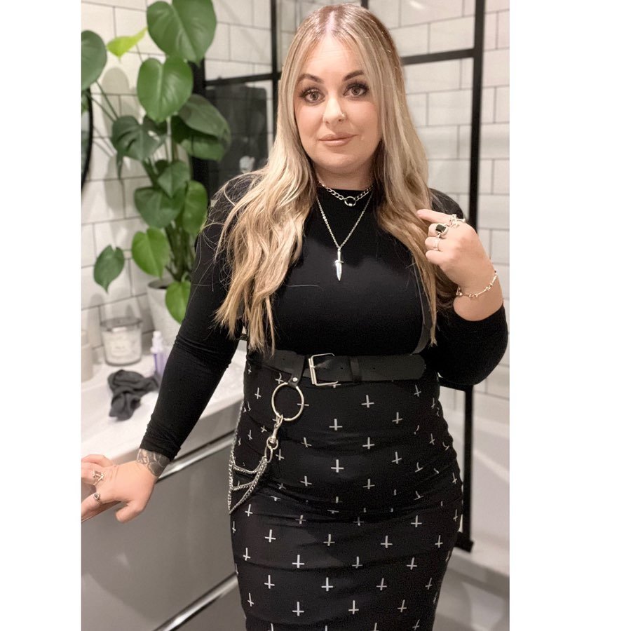 Fitted Black Top With a Printed Pencil Skirt