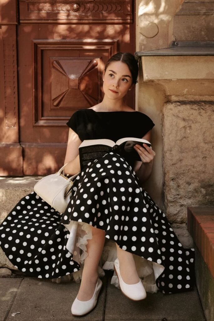 Big Polka Dots and Flat Ballet Shoes for an Easy Afternoon