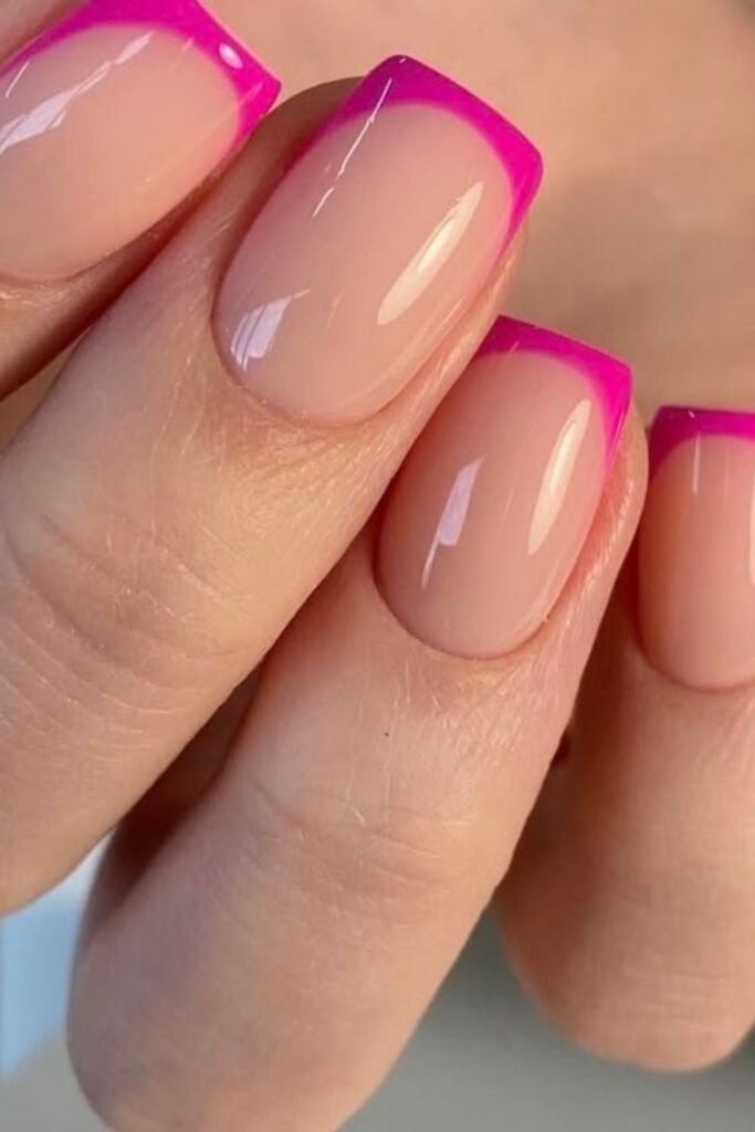 Hot Pink Tips That Bring the Summer Energy_