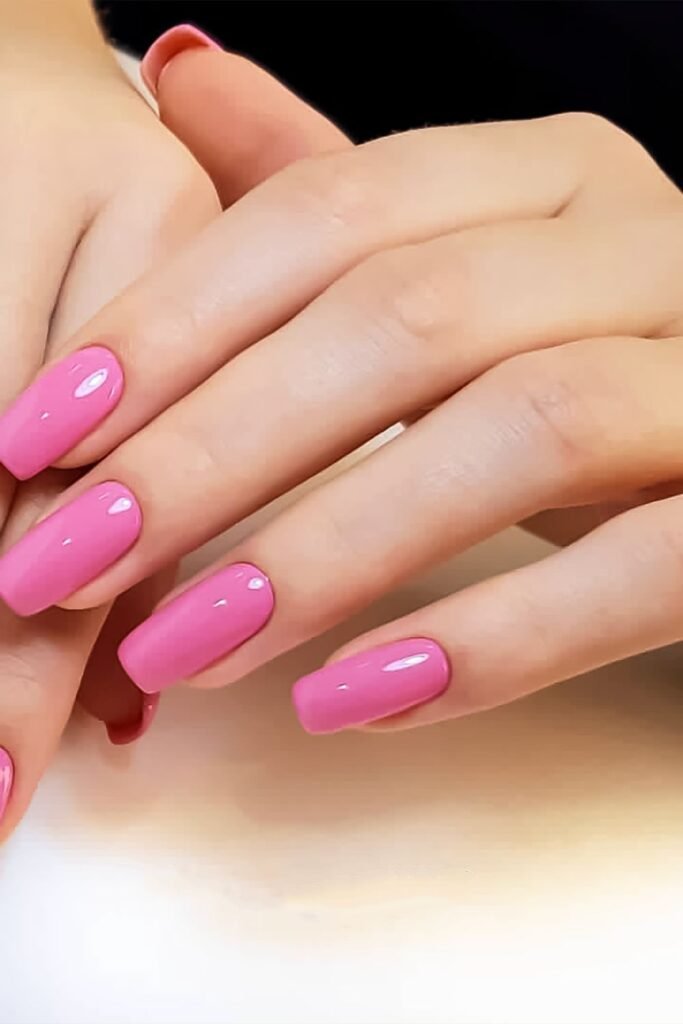 How to Choose the Right Nail Color for Your Skin Tone