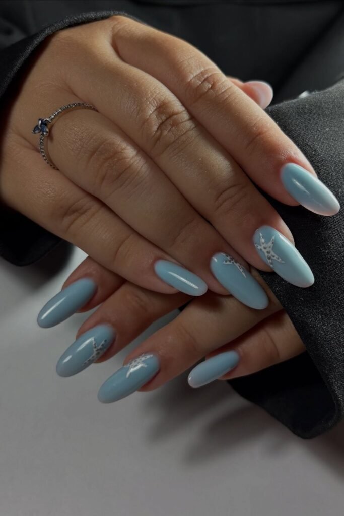 Baby Blue Starfish Accent Nails