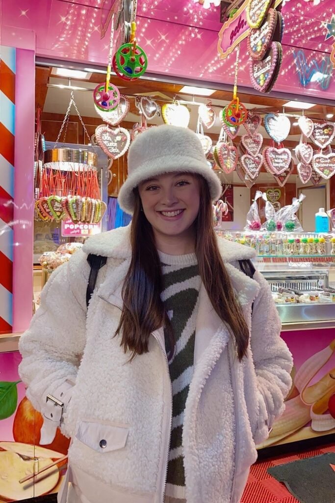 Cream Teddy Jacket With a Fuzzy Bucket Hat