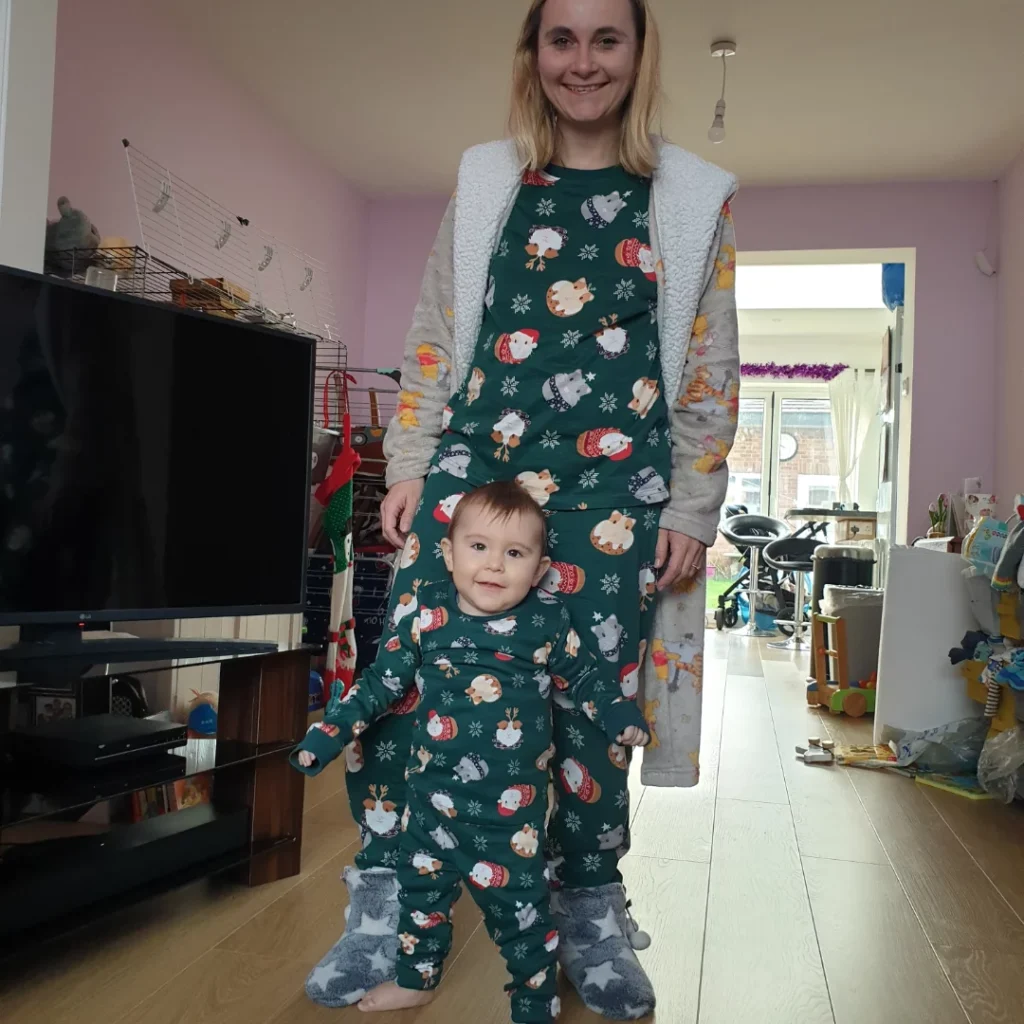 Cute Matching Set With a House Robe Layer