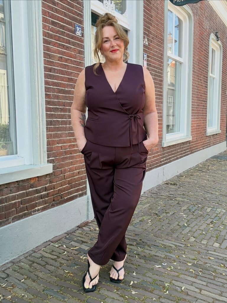 Deep Plum Co-Ord With a Wrap Front Top