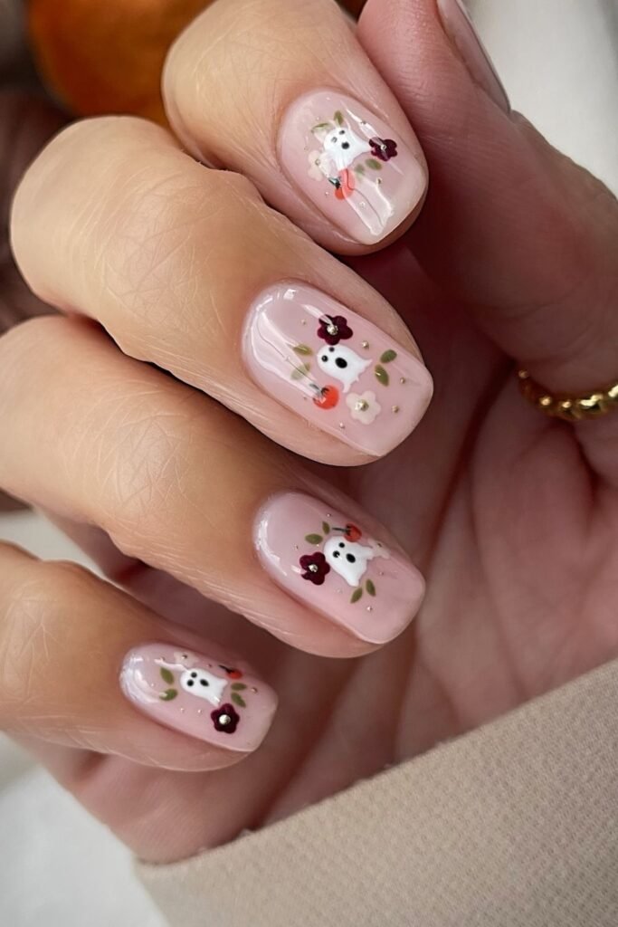 Floral Ghost Halloween Short Nails With Gold Dots