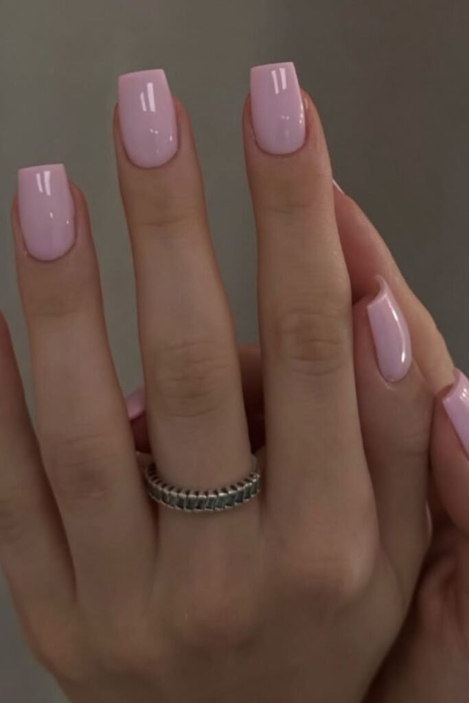 Medium Square Nails in Sheer Sugar Pink