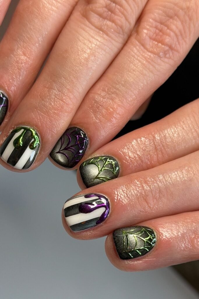 Metallic Web and Stripe Cute Halloween Nails