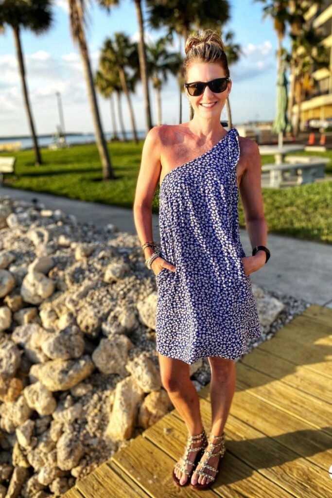 One-Shoulder Printed Sundress for a Casual Holiday Meal