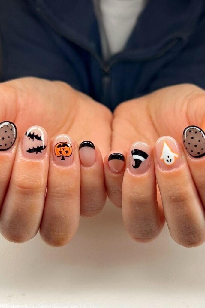 Short Halloween Cute Nails With Bats and Pumpkins