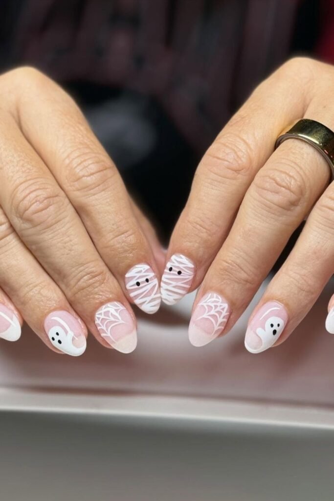White Mummy and Ghost Halloween Short Nails