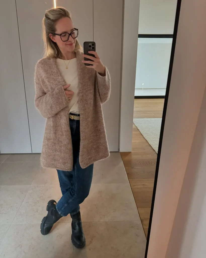 The Long Oatmeal Cardigan With a Belted Tee and Jeans