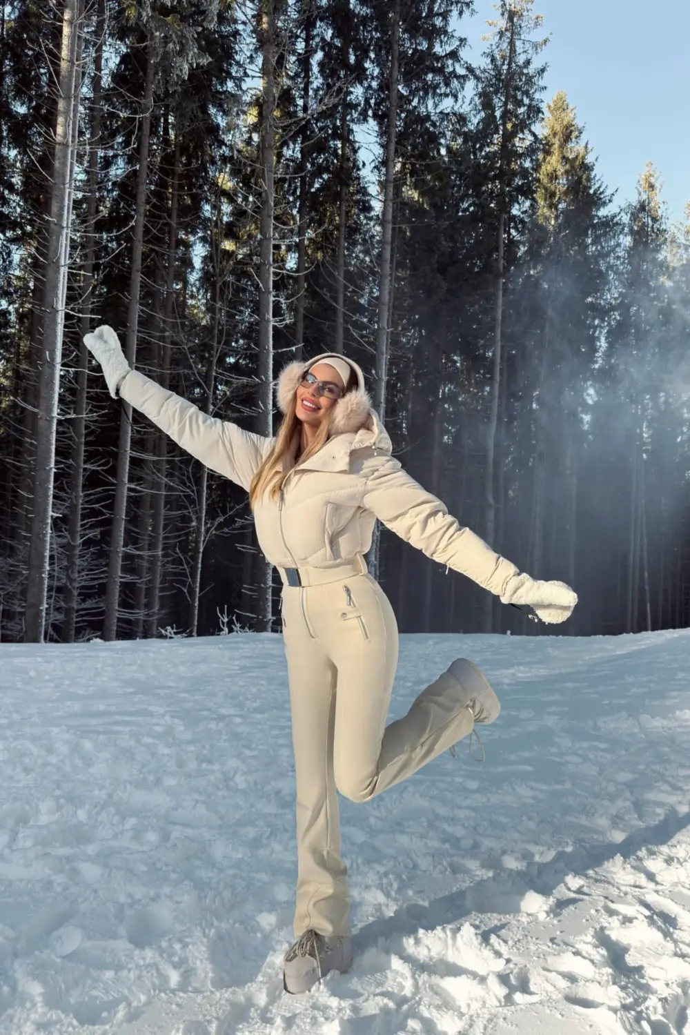 15 Ski Outfit Ideas for Your Next Mountain Trip
