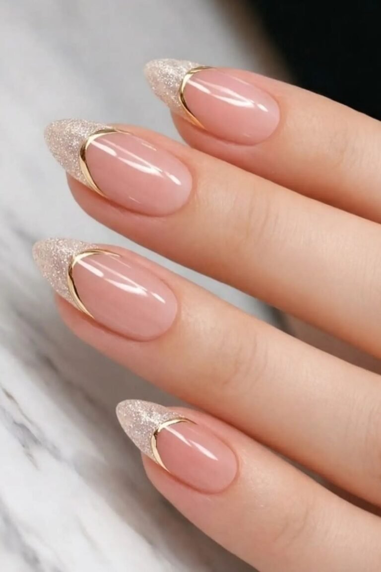 Minimalist Christmas Nails